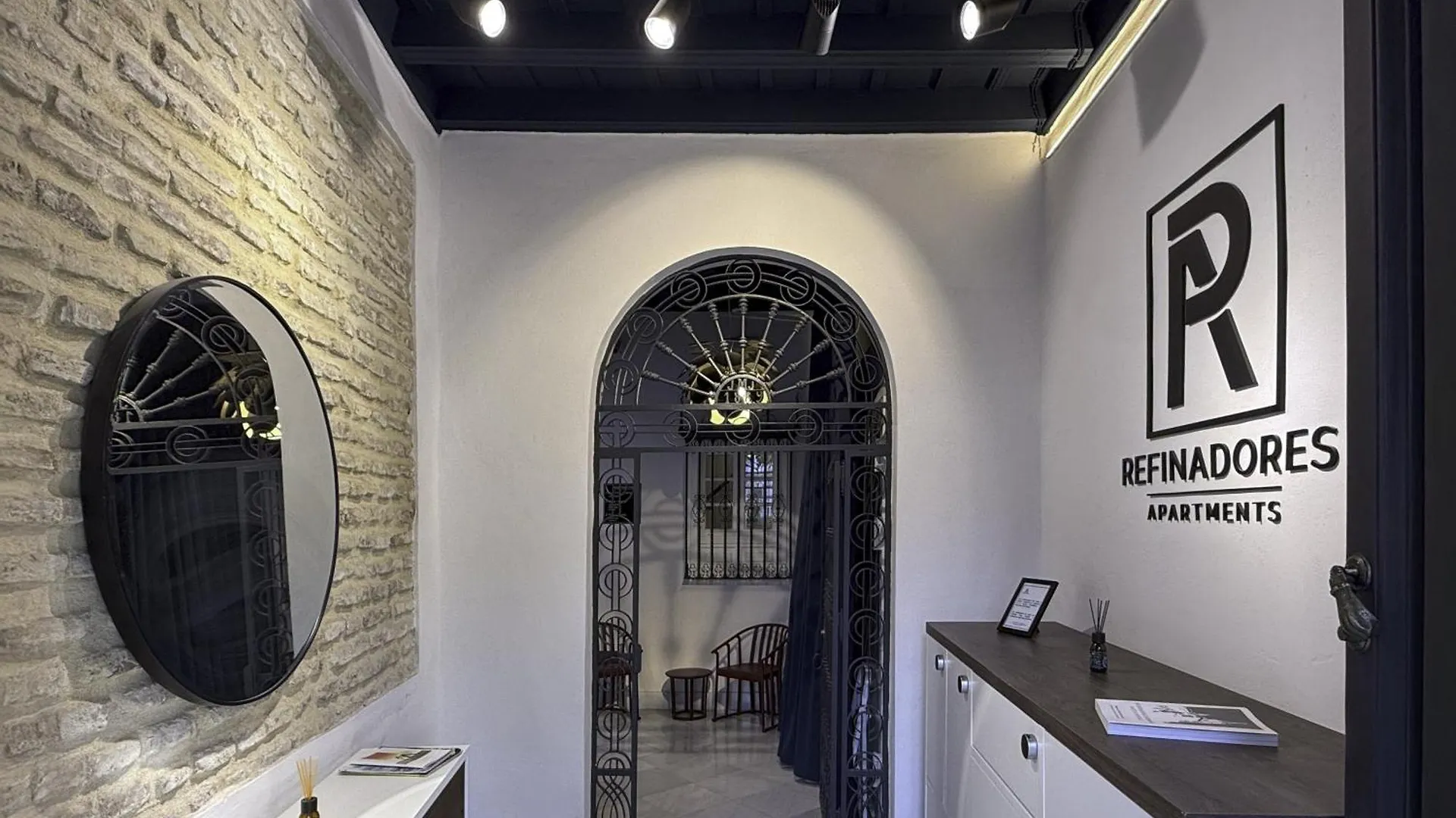 Refinadores Boutique Apartments Seville