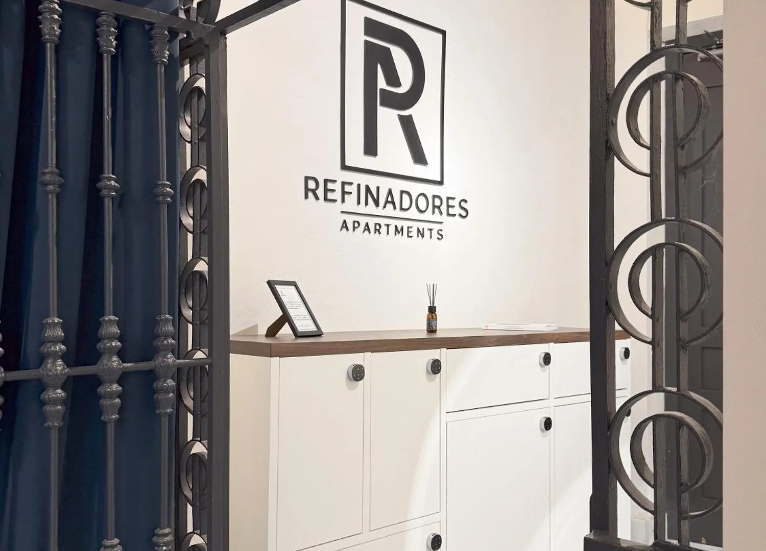 Refinadores Boutique Apartments Seville 0*,